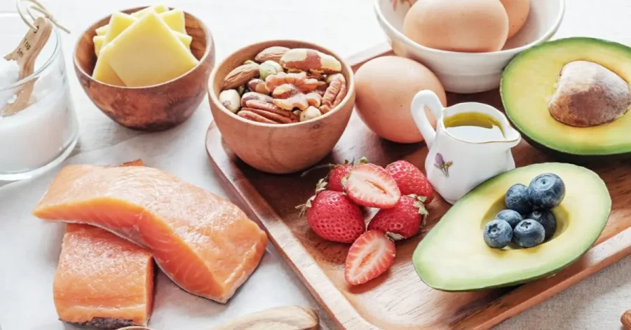 مقایسه رژیم کم کربوهیدرات با رژیم کتوژنیک