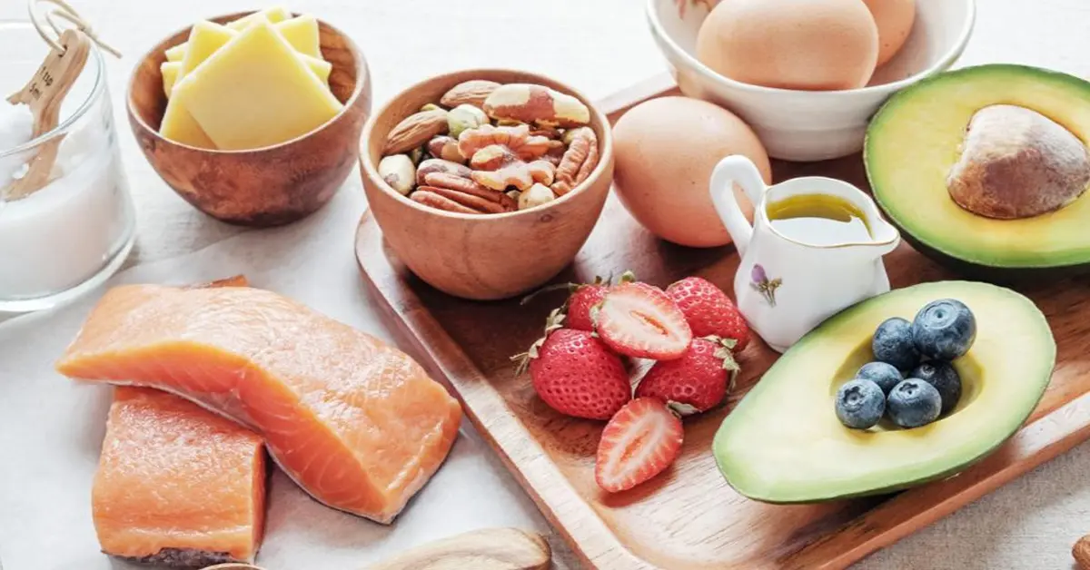 مقایسه رژیم کم کربوهیدرات با رژیم کتوژنیک