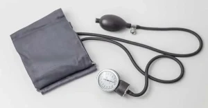 آشنایی کامل با دستگاه فشارسنج