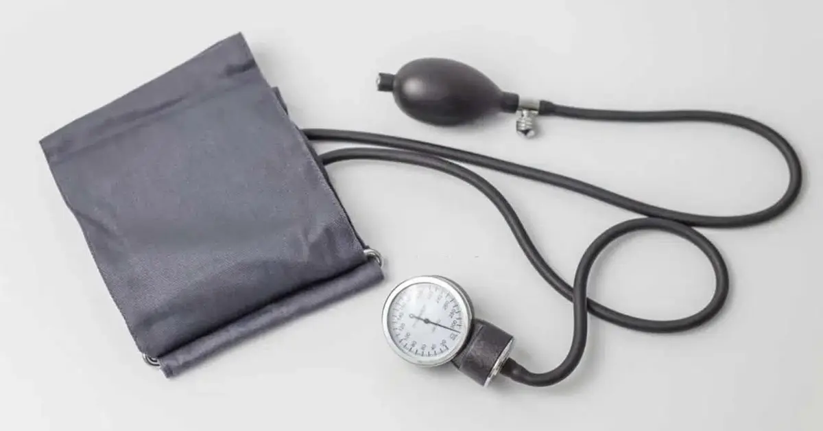 آشنایی کامل با دستگاه فشارسنج