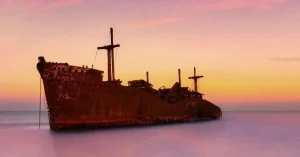 لباس مناسب برای سفر به کیش در فصل های مختلف