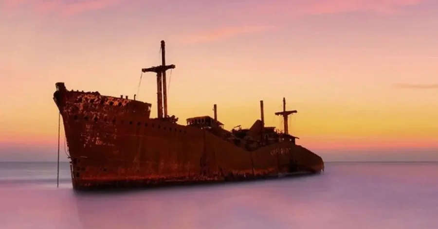 لباس مناسب برای سفر به کیش در فصل های مختلف