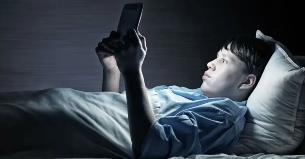 تاثیر شبکه های اجتماعی در کیفیت خواب