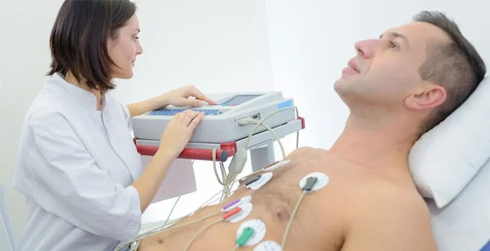 تشخیص سلامت قلب با آزمایش  الکتروکاردیوگرام