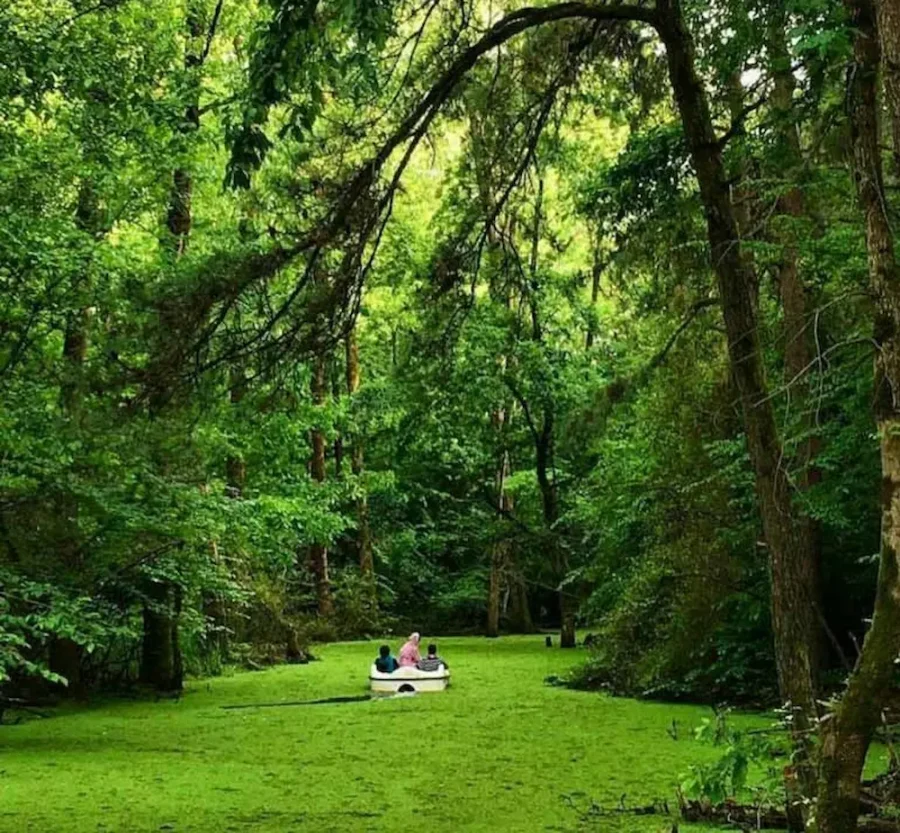 آشنایی با بهترین مکان ها برای سفر در خرداد