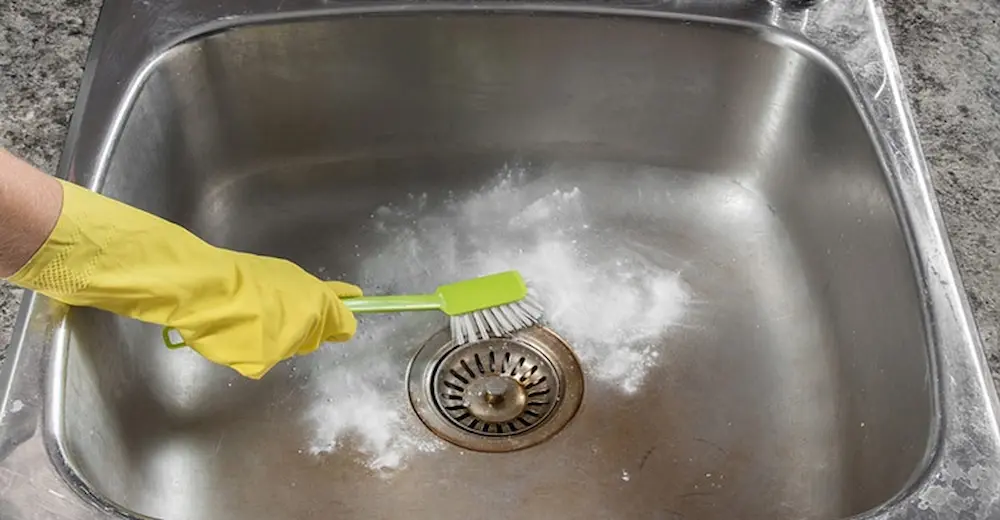 استفاده از جوش شیرین برای تمیز کردن سینک ظرفشویی
