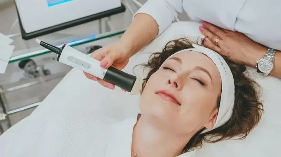 پلاژن تراپی برای زیبایی و جوانی پوست