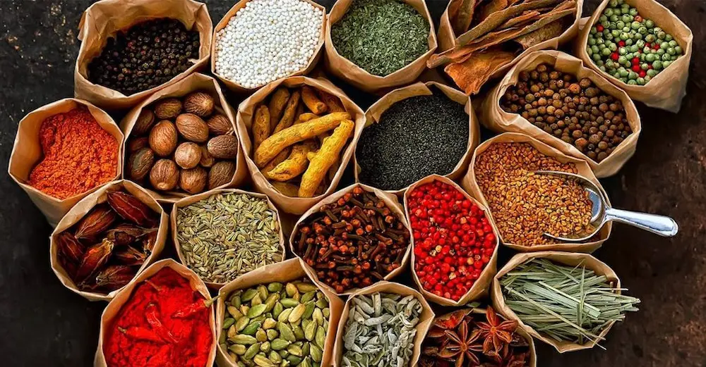 آشنایی با انواع ادویه های هندی و خواص آن ها