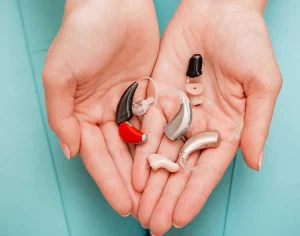 آشنایی با سمعک و بهترین برندهای آن