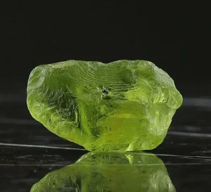 آشنایی با سنگ های متولدین ماه مرداد