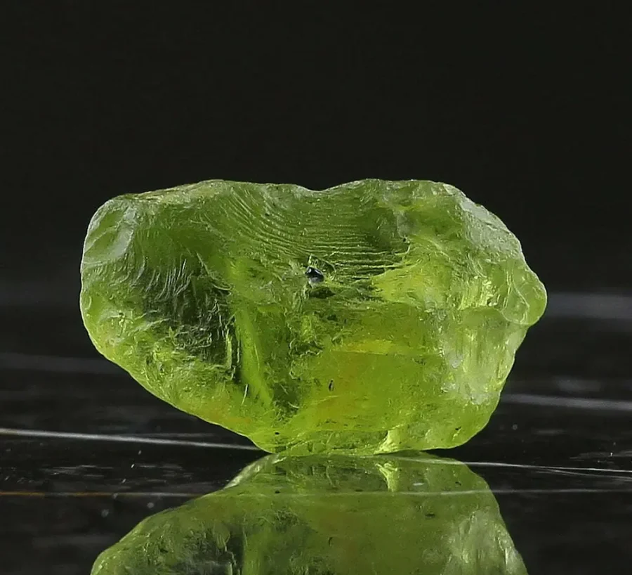 آشنایی با سنگ های متولدین ماه مرداد