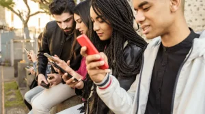 چگونه تکنولوژی می‌تواند بر سلامت روان تاثیر بگذارد؟