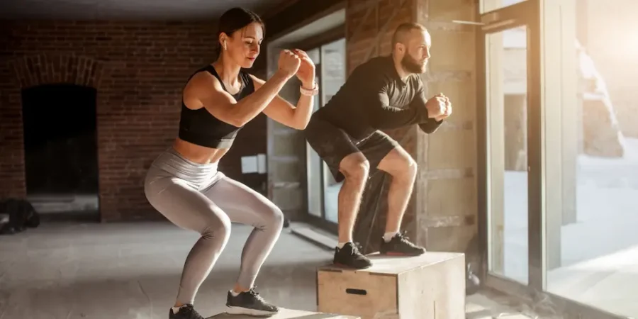 روتین تمرین ۳۰ دقیقه‌ای برای افراد پرمشغله