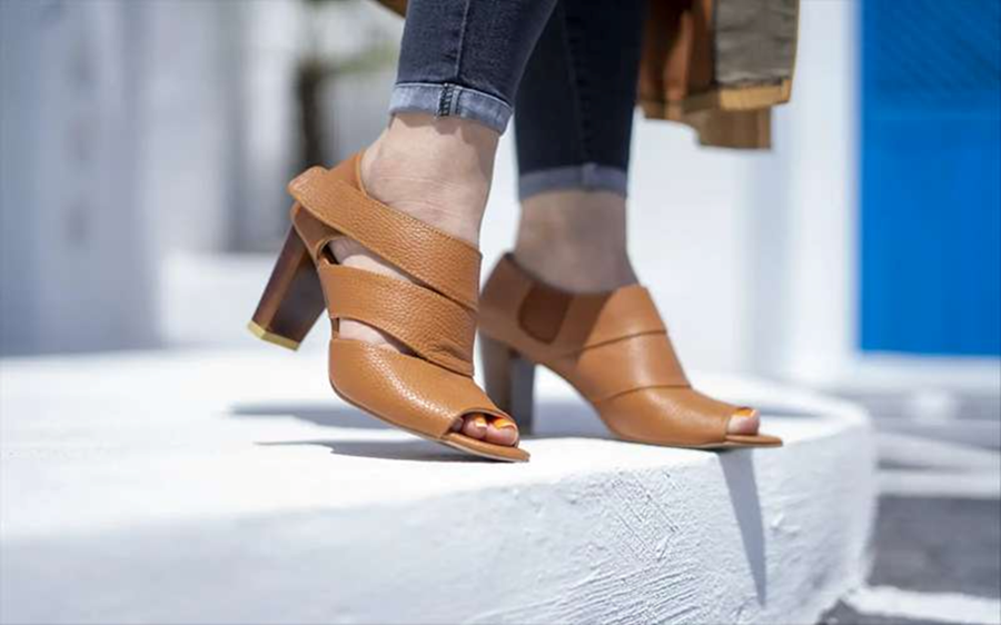 صندل چرم زنانه