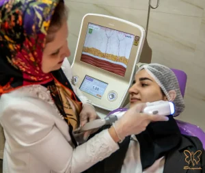 رفع قطعی غبغب با هایفو دابلو گلد پریمیوم در مشهد (مقایسه هایفوتراپی با ساکشن)